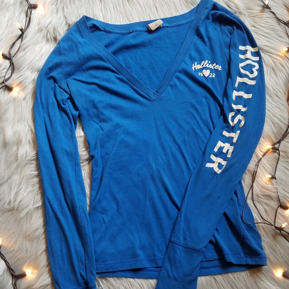 **Hollister Blue V-Neck Long Sleeve Tee Small